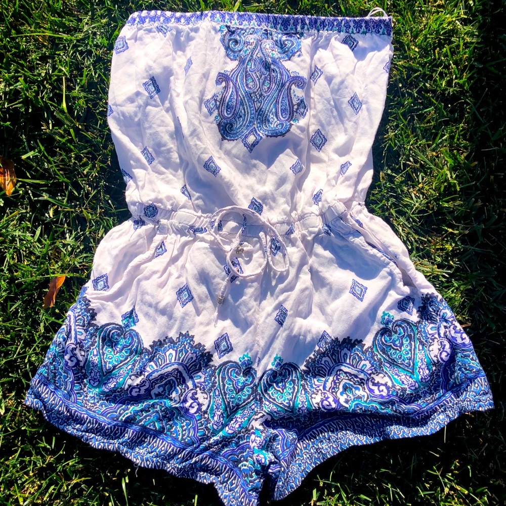 Strapless romper